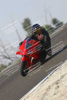 media/Nov-01-2025-TrackDaz (Sat) [[2b4d5192bc]]/B Group/1120am (Turn 2 Inside)/